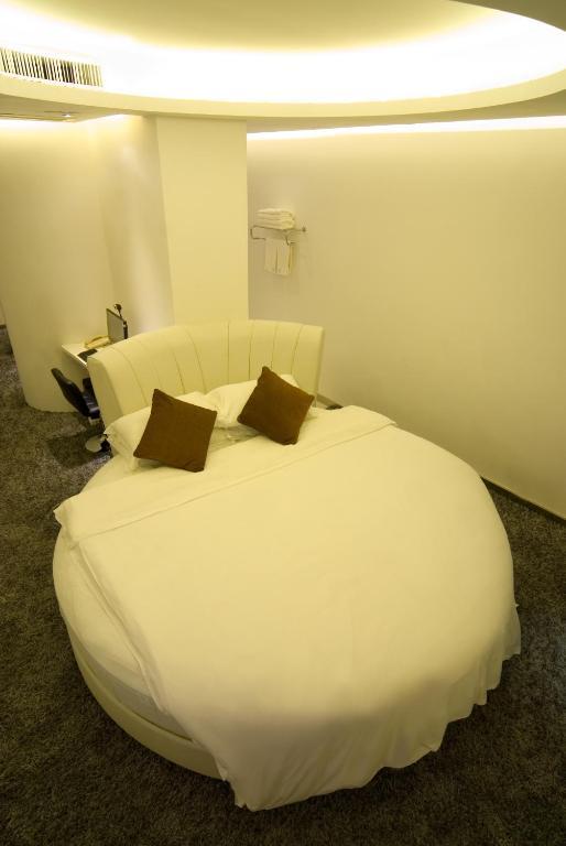Taizhou Aix Huangyan Hotel Экстерьер фото